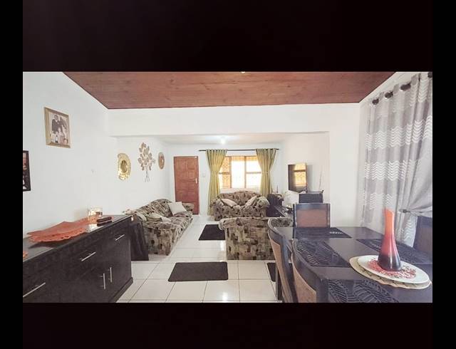 3 BEDROOM HOUSE FOR SALE IN NORTHDALE